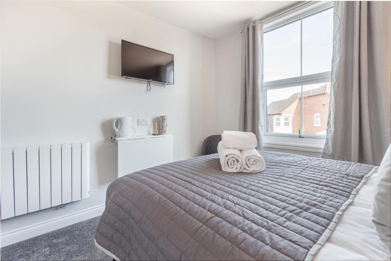 Host & Stay - The Bull Inn, 3 Double Rooms Fernhill Heath Εξωτερικό φωτογραφία