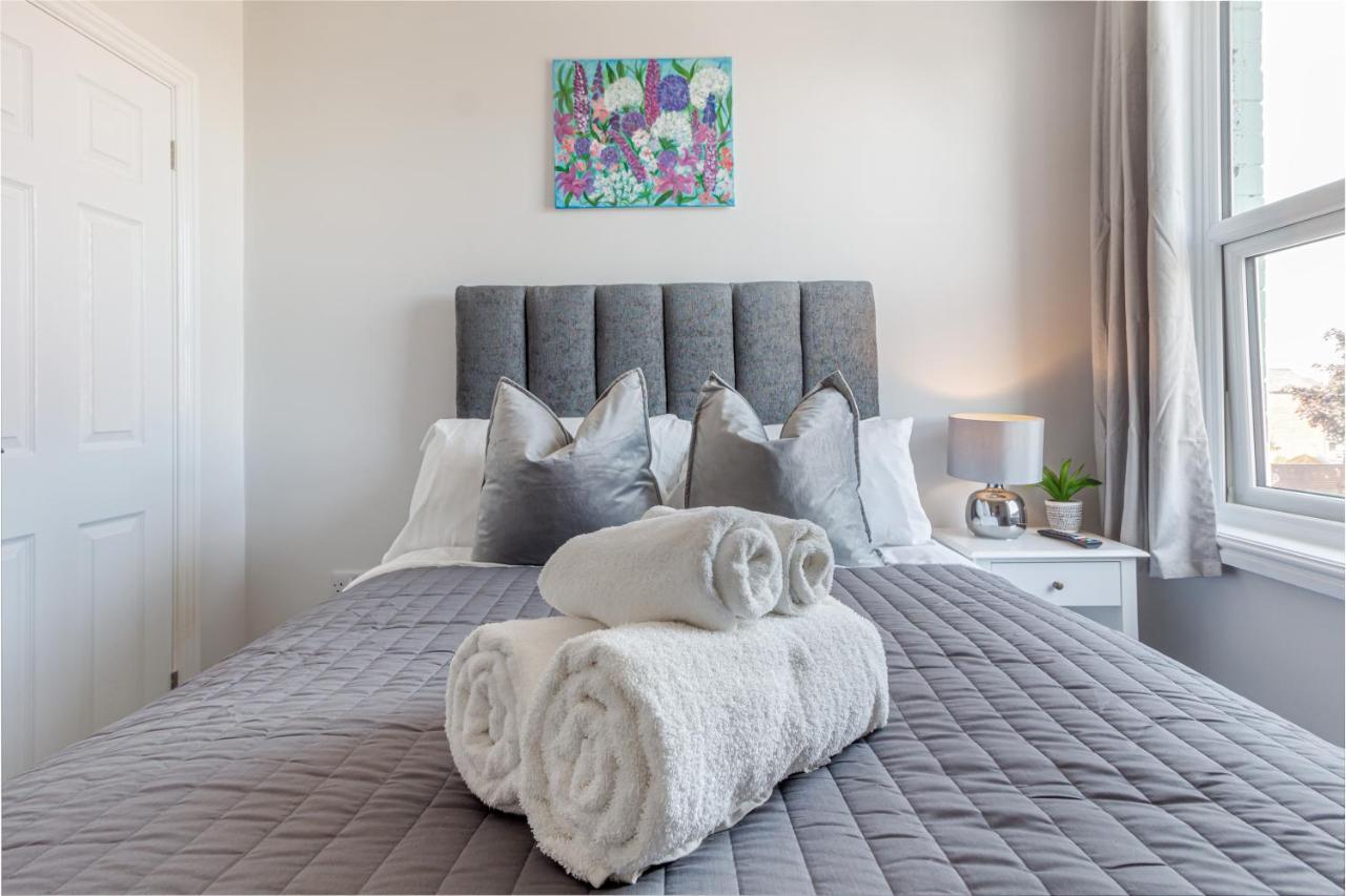 Host & Stay - The Bull Inn, 3 Double Rooms Fernhill Heath Εξωτερικό φωτογραφία